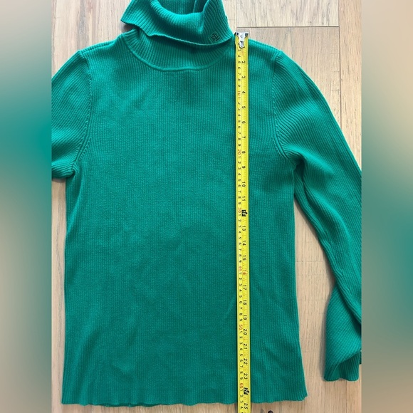 Lauren Ralph Lauren Green Ribbed Turtleneck Sweater - Picture 5 of 6
